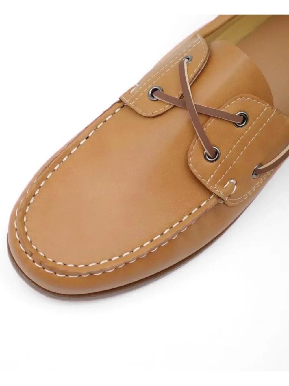 Classic Men's Boat Shoes | Stylish Finishing & Sewing | Comfortable & Versatile